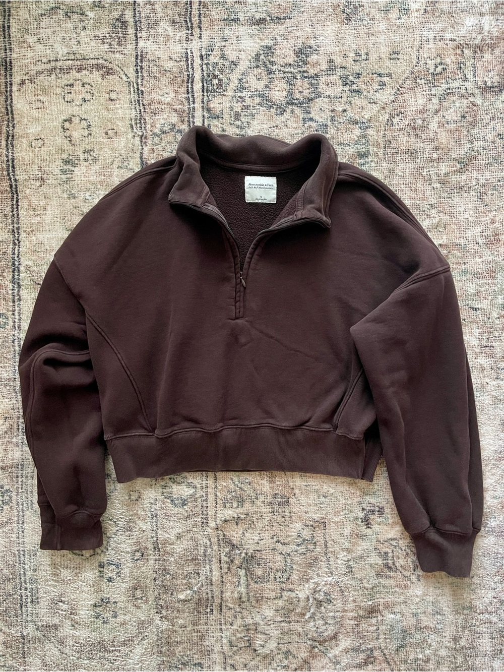 Abercrombie & Fitch Chocolate Brown Cropped 3/4th Zip Sweatshirt Size Small